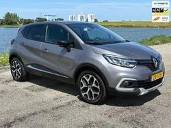 Grijs Gebruikt 2019 Renault Captur Intens SUV | € 11.644 (Eerlijke prijs)