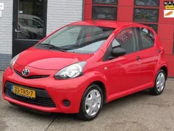 Rood Gebruikt 2012 Toyota Aygo Comfort Hatchback | € 3.250 (Goede deal)
