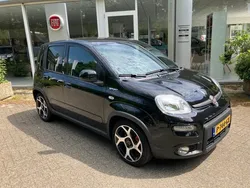Zwart Gebruikt 2022 Fiat Panda Sport Hatchback | € 13.650 (Eerlijke prijs)