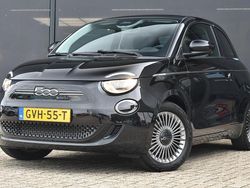 Zwart Gebruikt 2024 Fiat 500e Urban Hatchback | € 22.695 (Iets duurder)