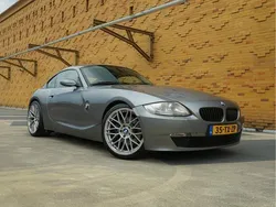 Grijs, metallic lak Gebruikt 2007 BMW Z4 Executive Coupé | € 18.750 (Eerlijke prijs)