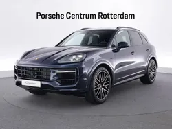 Algarve blauw metallic Gebruikt 2024 Porsche Cayenne S E-Hybrid SUV | € 164.900 (Iets duurder)