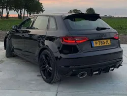 Zwart Gebruikt 2014 Audi A3 Attraction Hatchback | € 10.000 (Goede deal)