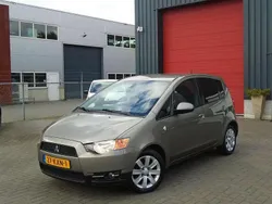Grijs Gebruikt 2010 Mitsubishi Colt Edition Hatchback | € 4.999 (Duur)