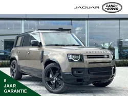 Bruin, metallic lak Nieuw 2025 Land Rover Defender HSE Dynamic SUV | € 113.400 (Iets duurder)