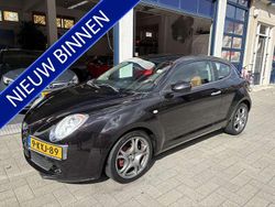Zwart Gebruikt 2013 Alfa Romeo MiTo Distinctive Hatchback | € 3.399 (Iets duurder)