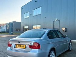 Gebruikt 2005 BMW 320 | € 4.450 (Eerlijke prijs)