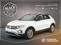 Wit Gebruikt 2024 VW T-Roc Style SUV | € 34.400 (Eerlijke prijs)