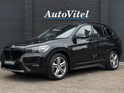Zwart Gebruikt 2021 BMW X1 Sport Line SUV | € 28.445 (Eerlijke prijs)
