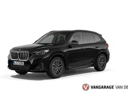 Zwart, metallic lak Gebruikt 2024 BMW X1 M Sport SUV | € 58.950 (Iets duurder)