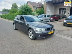 Grijs Gebruikt 2005 BMW 120 Executive Hatchback | € 1.899 (Super prijs)