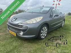 Grijs, metallic lak Gebruikt 2009 Peugeot 207 CC Cabriolet | € 3.599 (Goede deal)