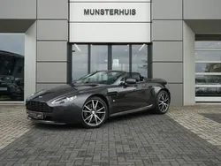 Grijs, metallic lak Gebruikt 2011 Aston Martin V8 Vantage Coupé | € 69.950