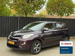 Paars Gebruikt 2009 Toyota Urban Cruiser Hatchback | € 4.490 (Eerlijke prijs)