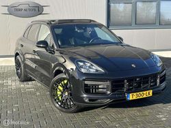 Zwart Gebruikt 2020 Porsche Cayenne Turbo S SUV | € 93.950 (Iets duurder)