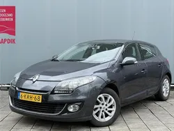 Grijs Gebruikt 2013 Renault Mégane III Collection Hatchback | € 3.444 (Duur)