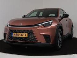 Bruin Gebruikt 2025 Lexus LBX SUV | € 37.950 (Eerlijke prijs)