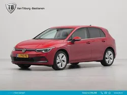Rood Gebruikt 2021 VW Golf VIII Style Hatchback | € 21.440 (Goede deal)
