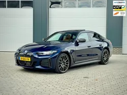 Blauw Gebruikt 2022 BMW i4 Executive Sedan | € 48.940 (Eerlijke prijs)