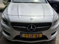 Grijs Gebruikt 2014 Mercedes CLA200 Ambition Sedan | € 14.000 (Super prijs)