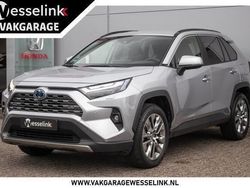 Grijs, metallic lak Gebruikt 2023 Toyota RAV4 Executive SUV | € 42.750 (Goede deal)