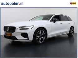 Wit Gebruikt 2022 Volvo V60 R-Design Stationwagen | € 31.850 (Super prijs)