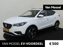 Wit Gebruikt 2020 MG ZS Luxury Sedan | € 15.495 (Eerlijke prijs)
