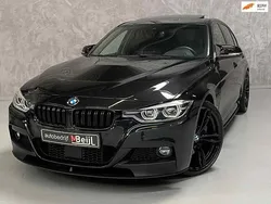 Zwart Gebruikt 2017 BMW 340 Executive Sedan | € 34.945 (Super prijs)