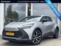 Grijs, metallic lak Gebruikt 2024 Toyota C-HR SUV | € 33.900 (Goede deal)
