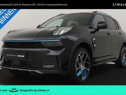 Zwart Gebruikt 2023 Lynk & Co 01 SUV | € 27.790 (Eerlijke prijs)