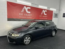 Grijs Gebruikt 2011 Lexus CT200h Hatchback | € 10.999 (Eerlijke prijs)