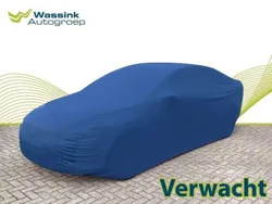 Zwart, metallic lak Gebruikt 2024 Ford Kuga ST-Line SUV | € 33.390 (Eerlijke prijs)