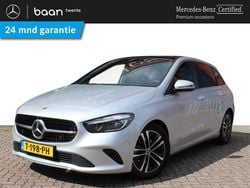 Zilver Gebruikt 2023 Mercedes B180 Business MPV | € 29.800