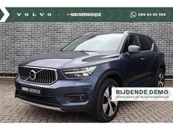 Blauw Gebruikt 2022 Volvo XC40 Inscription SUV | € 32.899 (Eerlijke prijs)
