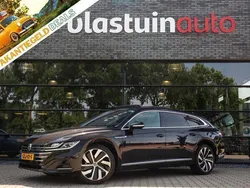 Zwart Gebruikt 2023 VW Arteon Business+ Stationwagen | € 39.950 (Eerlijke prijs)