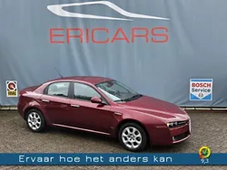 Rood Gebruikt 2006 Alfa Romeo 159 Distinctive Sedan | € 2.555