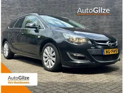 Zwart Gebruikt 2016 Opel Astra Business Stationwagen | € 8.945 (Iets duurder)