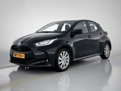 Zwart Gebruikt 2024 Toyota Yaris Active Hatchback | € 23.945 (Iets duurder)
