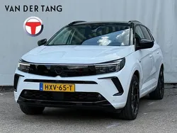 Wit, metallic lak Gebruikt 2023 Opel Grandland X GSe SUV | € 27.895 (Eerlijke prijs)