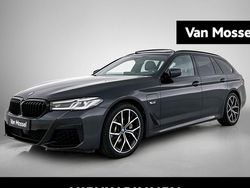 Grijs Gebruikt 2023 BMW 530e Executive Stationwagen | € 41.900 (Eerlijke prijs)