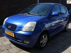 Blauw, metallic lak Gebruikt 2005 Kia Picanto LX Hatchback | € 1.500 (Eerlijke prijs)