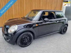 Zwart Gebruikt 2009 Mini ONE Pepper Hatchback | € 3.650 (Eerlijke prijs)
