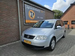 Grijs Gebruikt 2005 VW Touran Trendline MPV | € 1.745 (Eerlijke prijs)