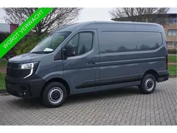 Grijs Nieuw 2024 Renault Master Van | € 34.850 (Eerlijke prijs)