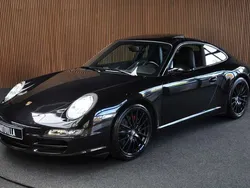 Zwart, metallic lak Gebruikt 2006 Porsche 911 Carrera S Coupé | € 40.950 (Super prijs)