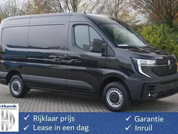 Zwart Nieuw 2024 Renault Master Van | € 37.350 (Eerlijke prijs)