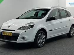 Wit Gebruikt 2010 Renault Clio GrandTour Stationwagen | € 4.000 (Iets duurder)