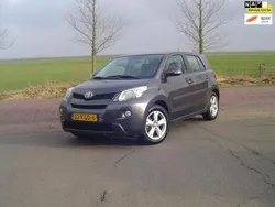 Grijs Gebruikt 2009 Toyota Urban Cruiser SUV | € 8.500 (Eerlijke prijs)