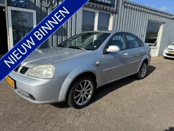 Grijs, metallic lak Gebruikt 2005 Chevrolet Nubira Sedan | € 1.499