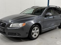 Grijs Gebruikt 2009 Volvo V70 Momentum Stationwagen | € 12.945